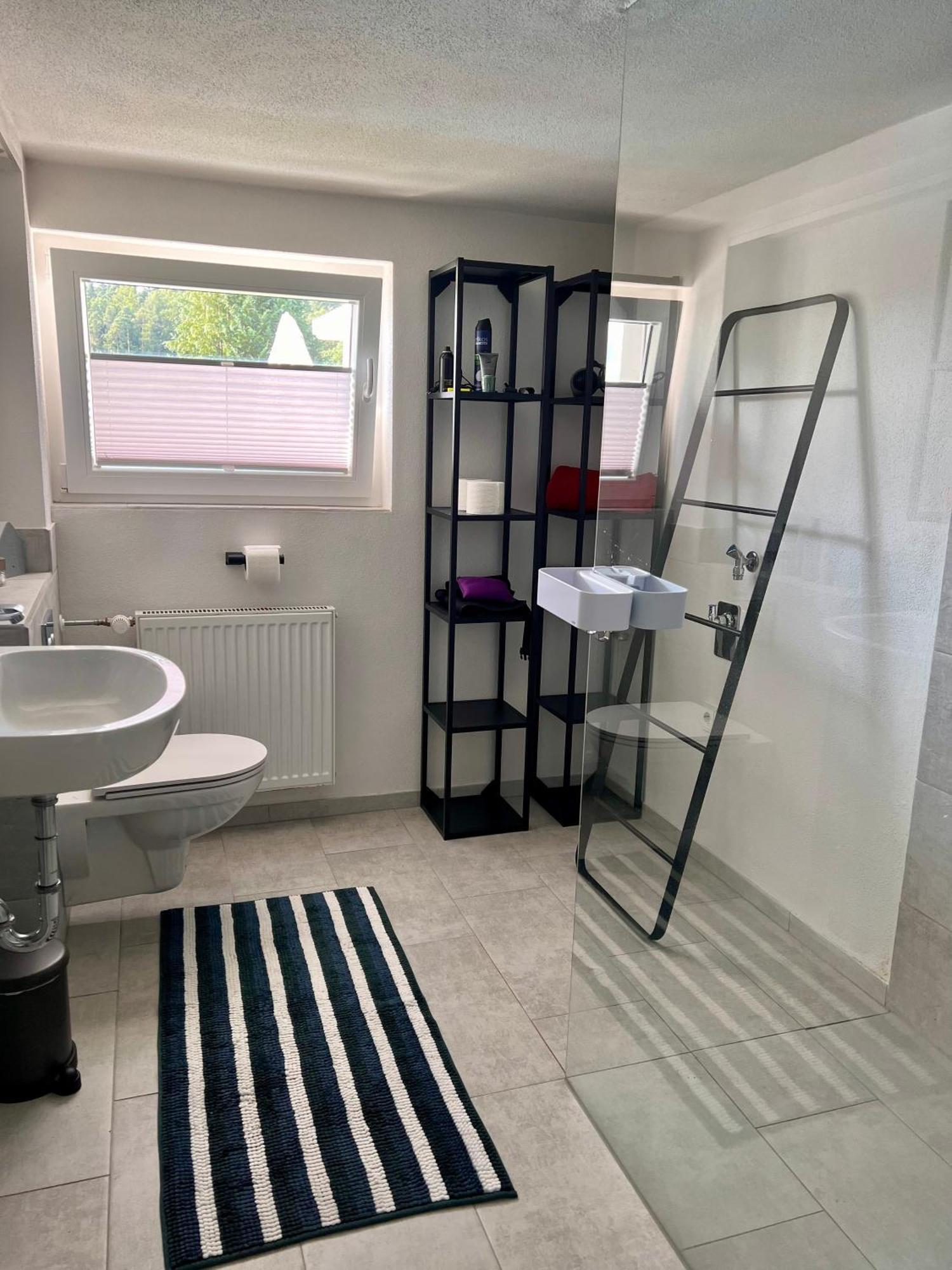 Charmante Einliegerwohnung, 3 Zimmer In Ruhiger Wohnlage, 60Qm, Mit Gemuetlicher Suedterrasse Marburg المظهر الخارجي الصورة